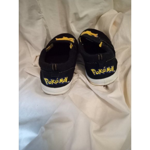 2016 Pokemon Pikachu Slip On Canvas Upper Shoes Size 5 Black Nintendo Game Freak - Picture 4 of 4